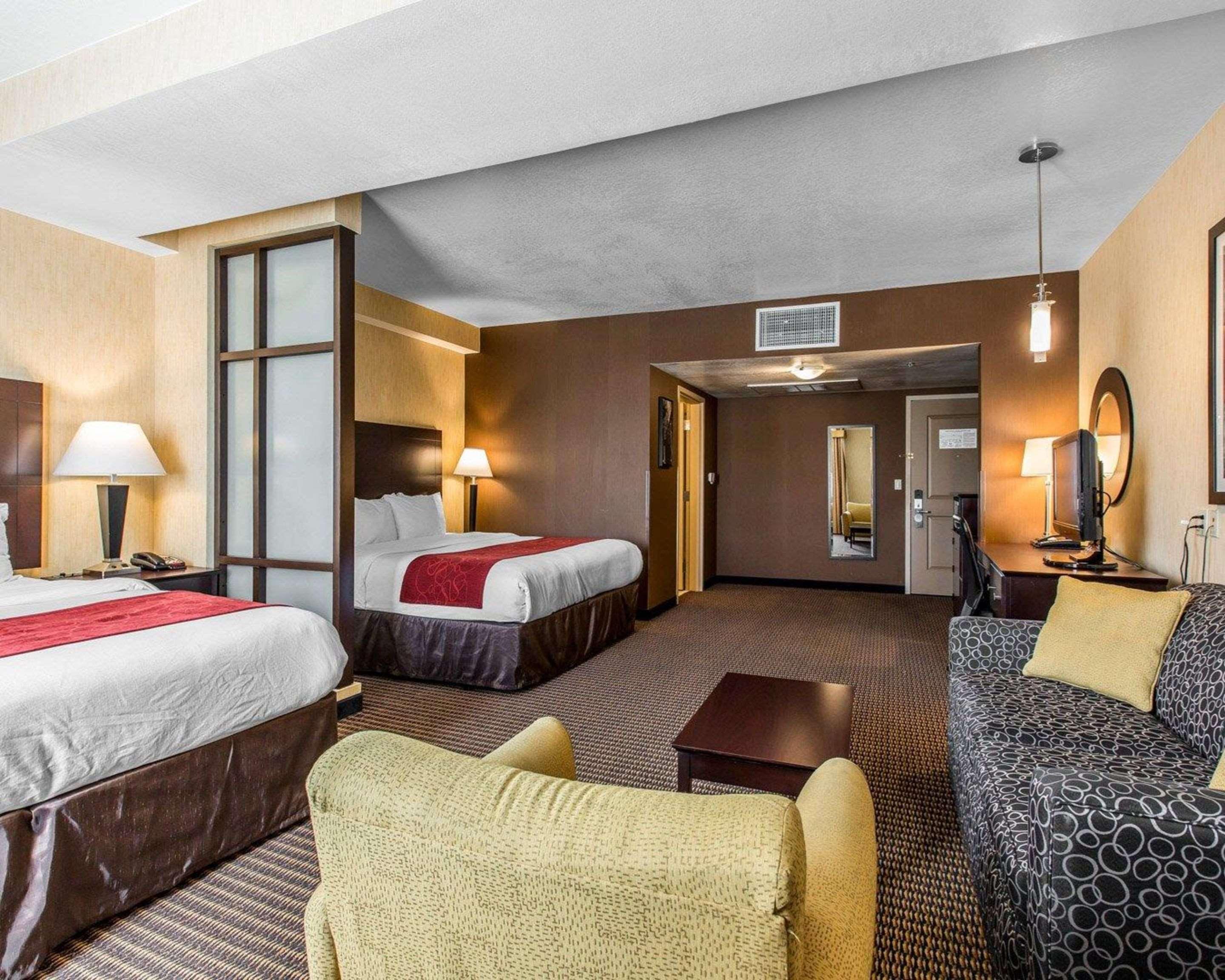 Comfort Near Of Industry - Angeles 2*
