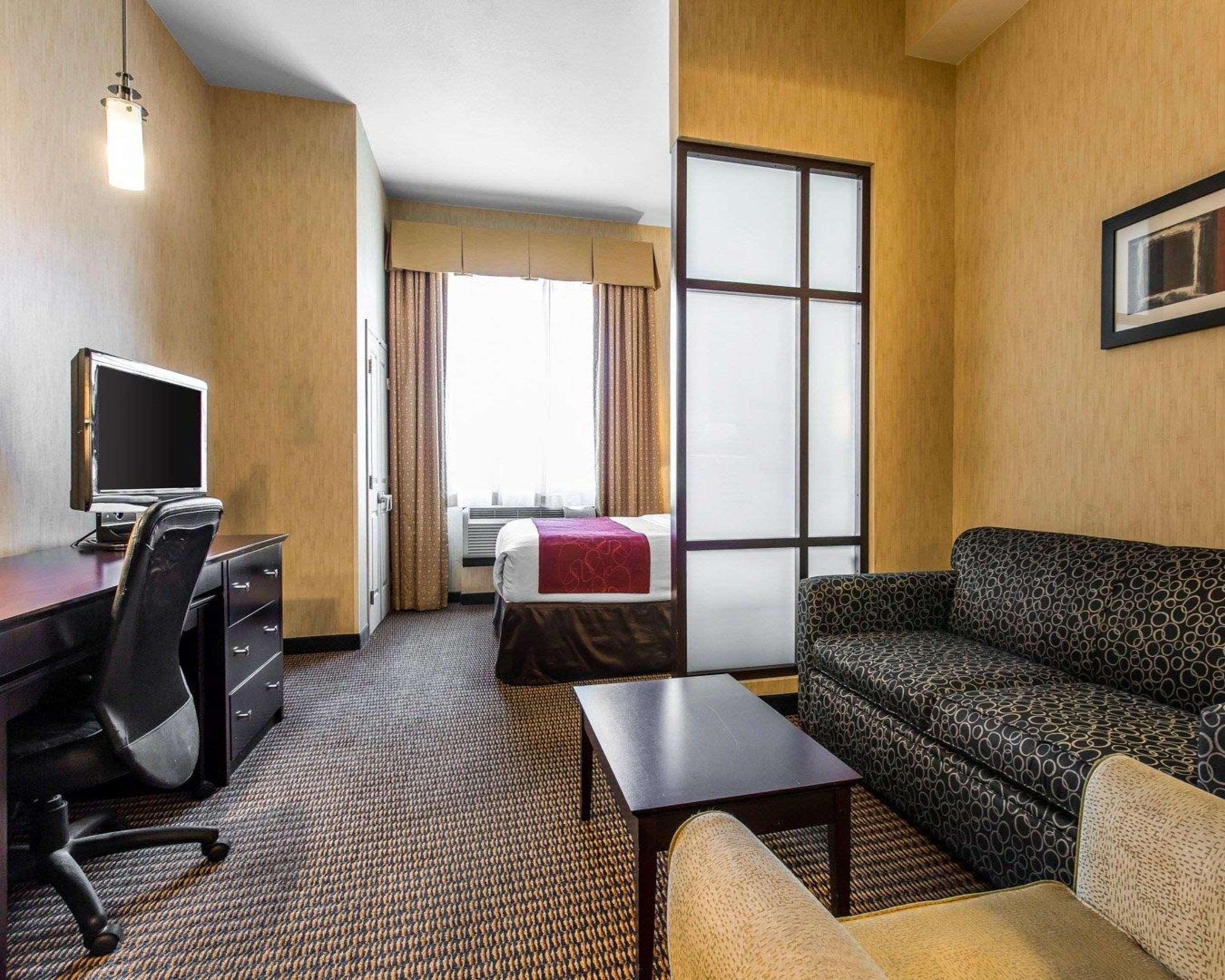 Comfort Near Of Industry - Angeles 2*